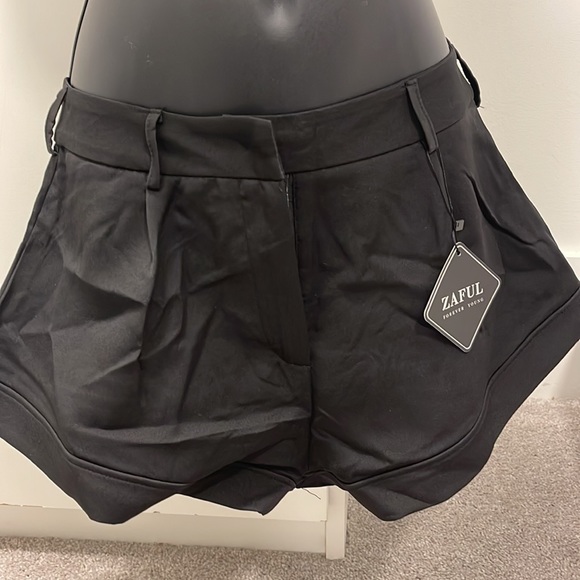 Woman’s ZAFUL Outfit - Picture 5 of 5